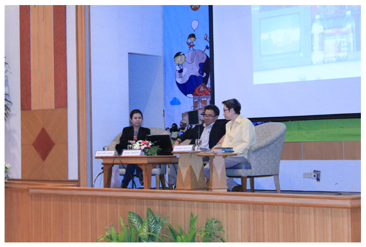 ภาพบนเวที