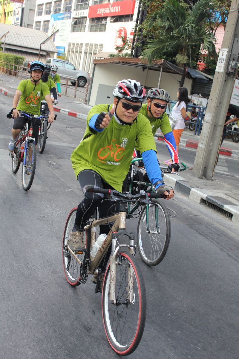 ภาพนักปั่นจักรยาน