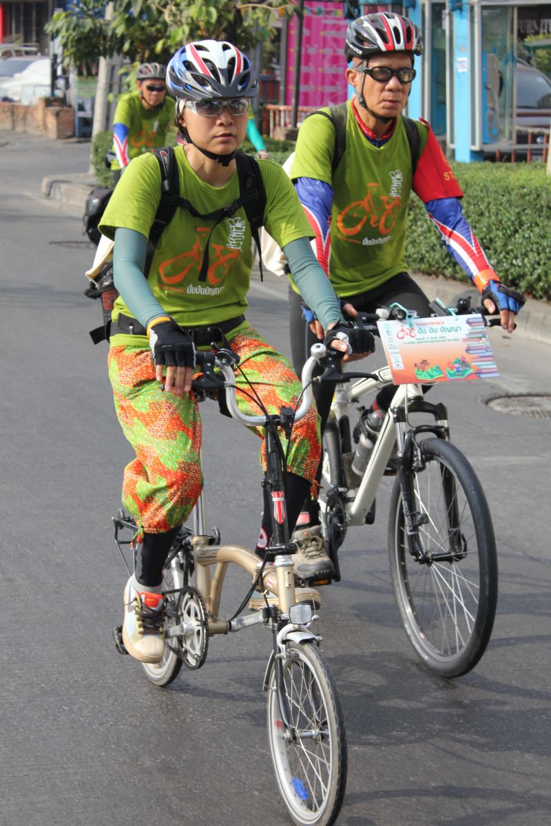 ภาพนักปั่นจักรยาน