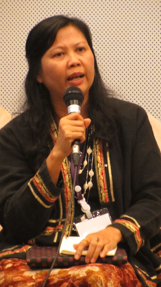 ภาพคุณสุดใจ พรหมเกิด ผจก.แผนงานสร้างเสริมวัฒนธรรมการอ่าน