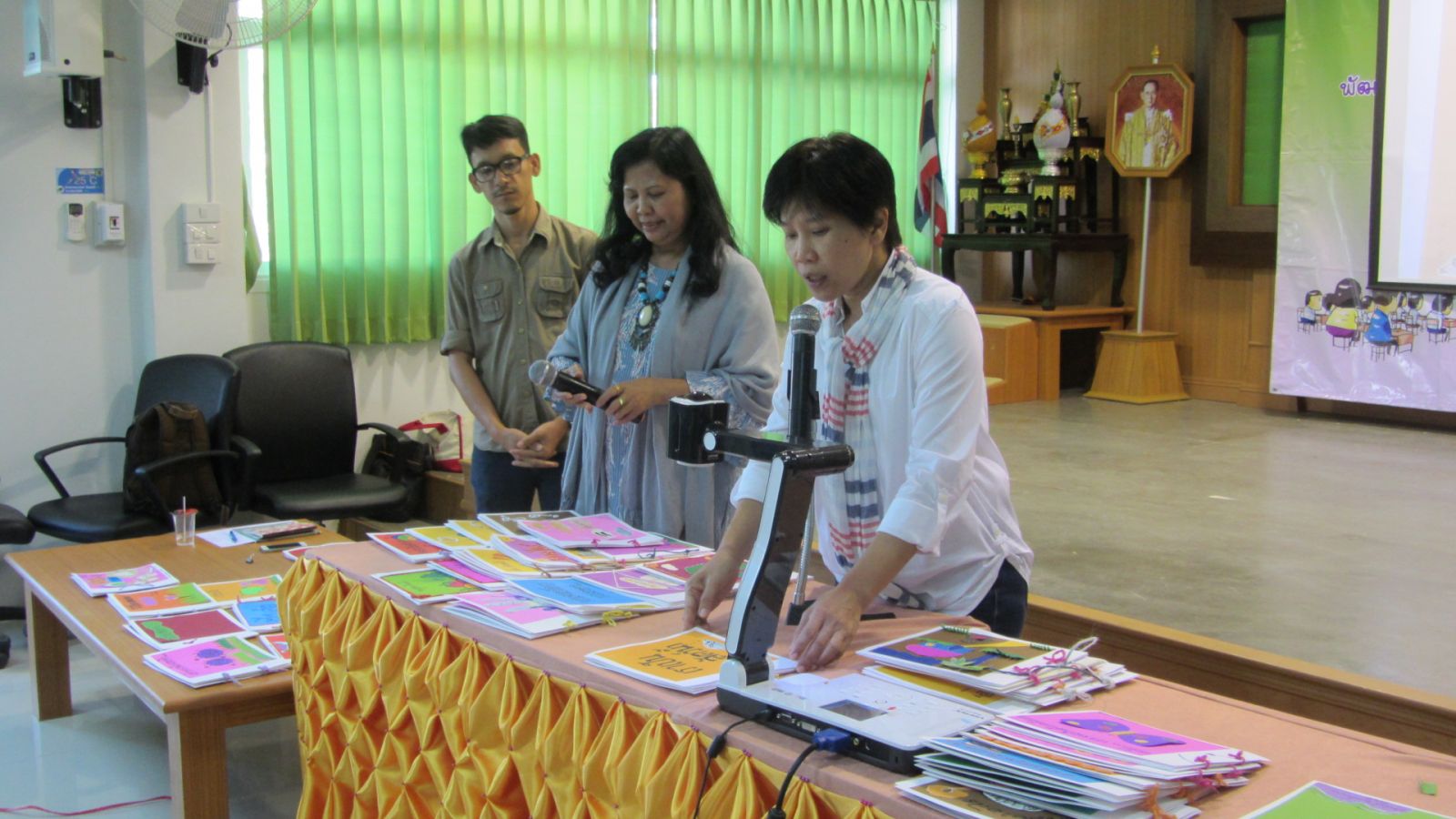 อ.แต้ว แนะนำผลงานเพื่อพัฒนาต่อ