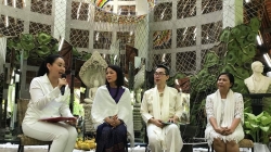 ”งดงามตามวัยด้วยหนังสือและหัวใจโพธิสัตว์ของพ่อแม่ ”