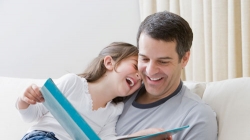 10 วิธีฝึกให้ลูกรักการอ่าน