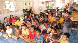 “กล่องหนังสือสร้างสรรค์ กับกระปุกออมอ่าน” เครื่องมือสร้างเสริมพัฒนาการเด็กจากระบัดใบ จ.ระนอง