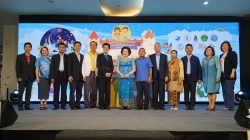 มหกรรมการอ่านแห่งชาติ ครั้งที่ 3  หนุนพลังร่วมกับ งานสัปดาห์หนังสือและการเรียนรู้อุบลราชธานี ครั้งที่ 11  สร้างกระแสอ่านหนังสือให้ลูกฟังในภูมิภาค