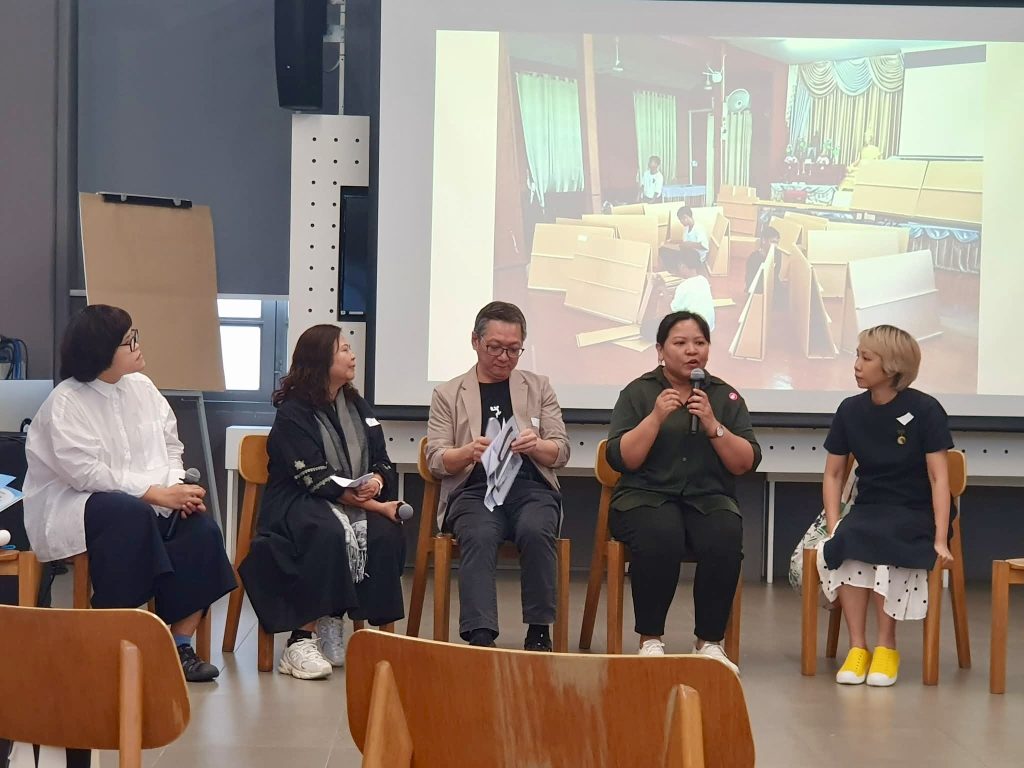 ภาพประกอบข่าวกิจกรรม วงเสวนา “Where Children Meet Books: สร้างพื้นที่ สร้างประสบการณ์ สร้างโอกาส ให้เด็กและหนังสือได้พบกัน